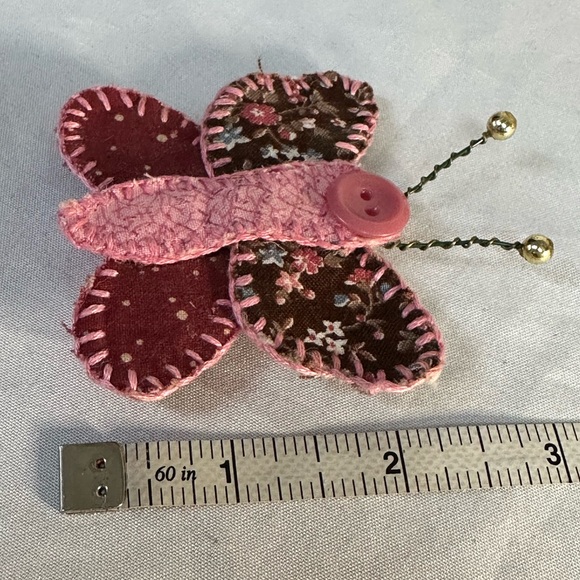 Rustic homemade butterfly pin - Picture 3 of 4